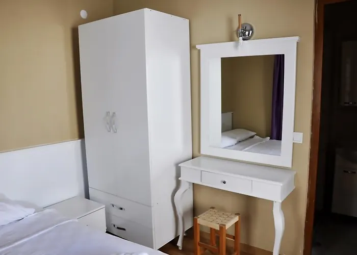 Casablanca Antik Golturkbuku